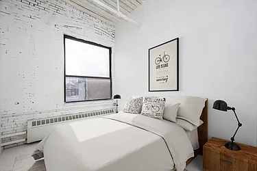 Rented by R New York