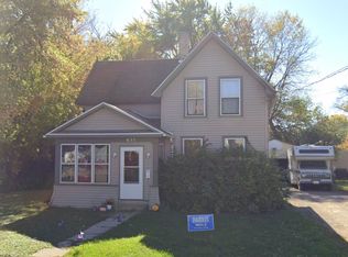 637 Broad St, Menasha, WI 54952