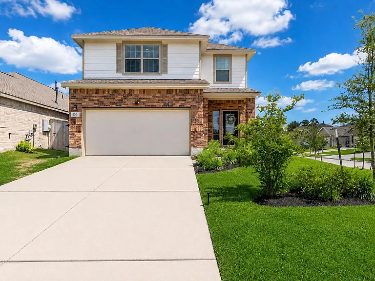 6304 Arcadia Sound Ln — Photo 1
