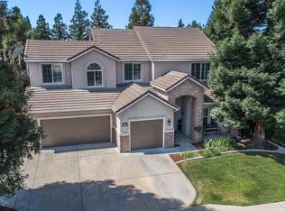 1966 Decatur Ave, Clovis, CA 93611