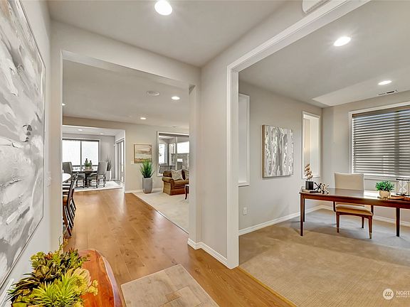 4th image of 23848 NE 126th Place