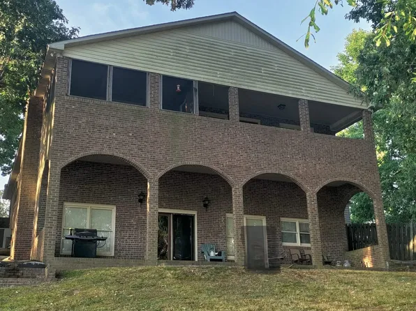 79 Blacksgate Cir, Cross Hill, SC 29332