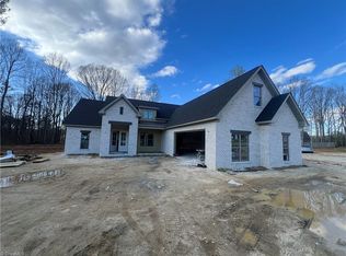 6943 Ridge Rd, Lexington, NC 27295