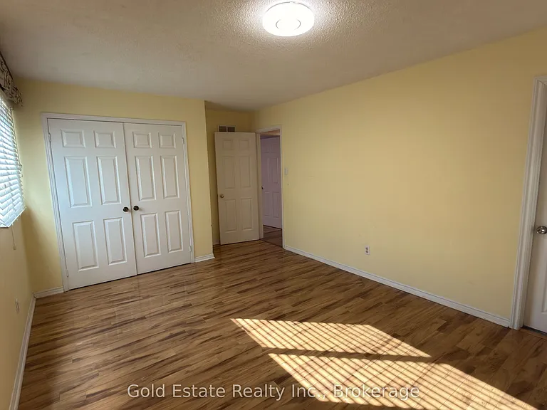 5202 Huntingfield Dr E — Photo 22
