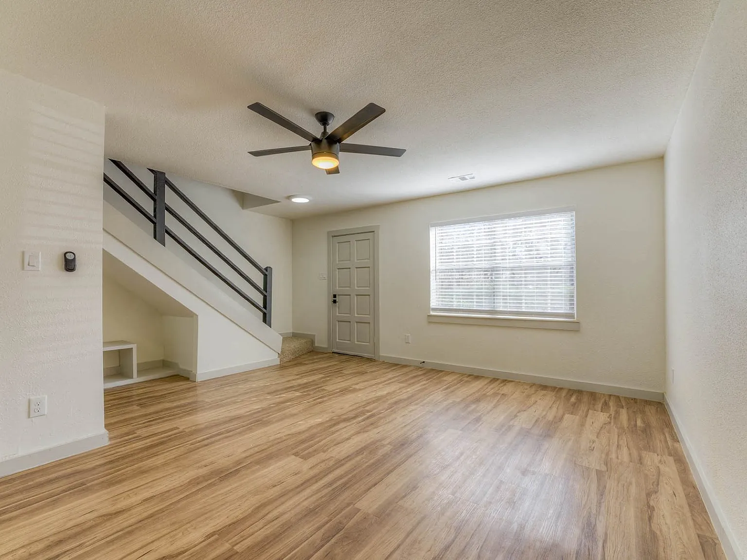 The Garden District Apartments — Photo 3