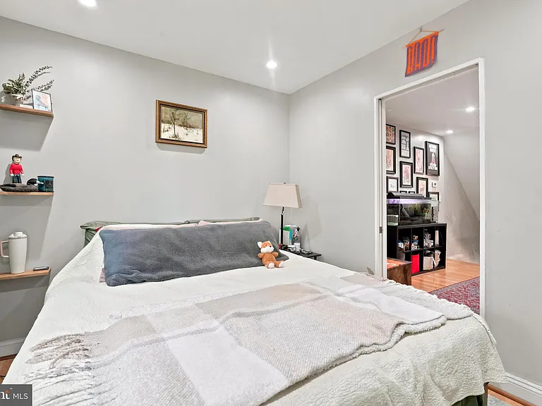 402 Durfor St #1 — Photo 10
