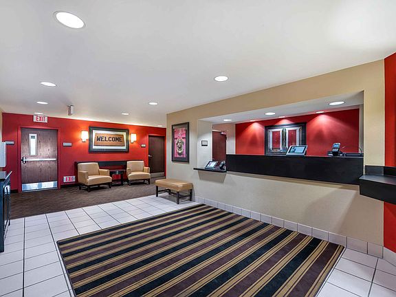 Lobby and Guest Check-in