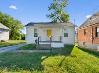 2332 N And South Rd, Saint Louis, MO 63114
