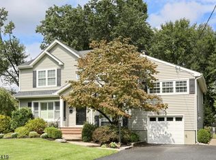 280 Cornwall Rd, Glen Rock, NJ 07452