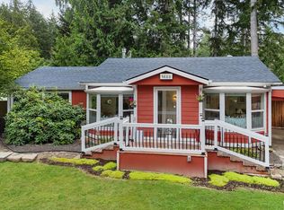 1822 Island Drive NW, Olympia, WA 98502