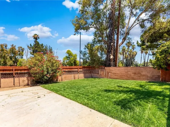 5546 McLennan Ave, Encino, CA 91436