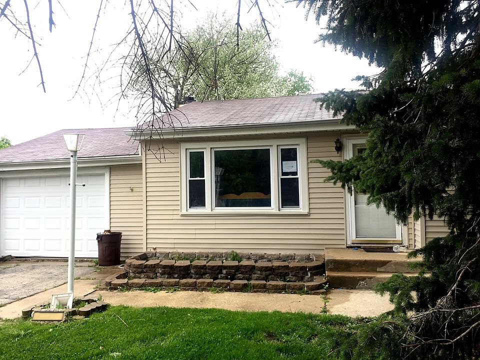 1st image of 7406 S Oketo Ave