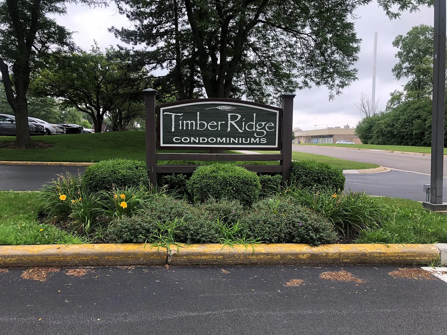 2 bed, 1078 sqft, $1,950 — Photo 1