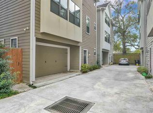 910 W 20th St, Houston, TX 77008