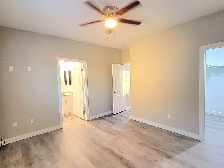 620 San Lorenzo St — Photo 17
