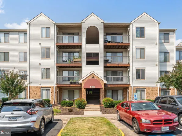 8465 Crozier Ct APT 401, Manassas, VA 20110