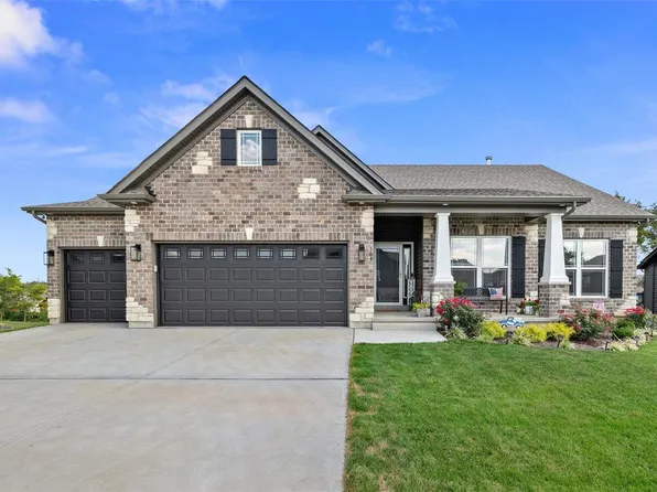 303 Laredo Ln, Moscow Mills, MO 63362