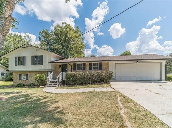 1864 North Rd, Snellville, GA 30078