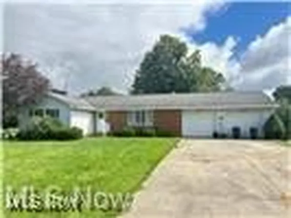 1848 Allen Dr, Salem, OH 44460