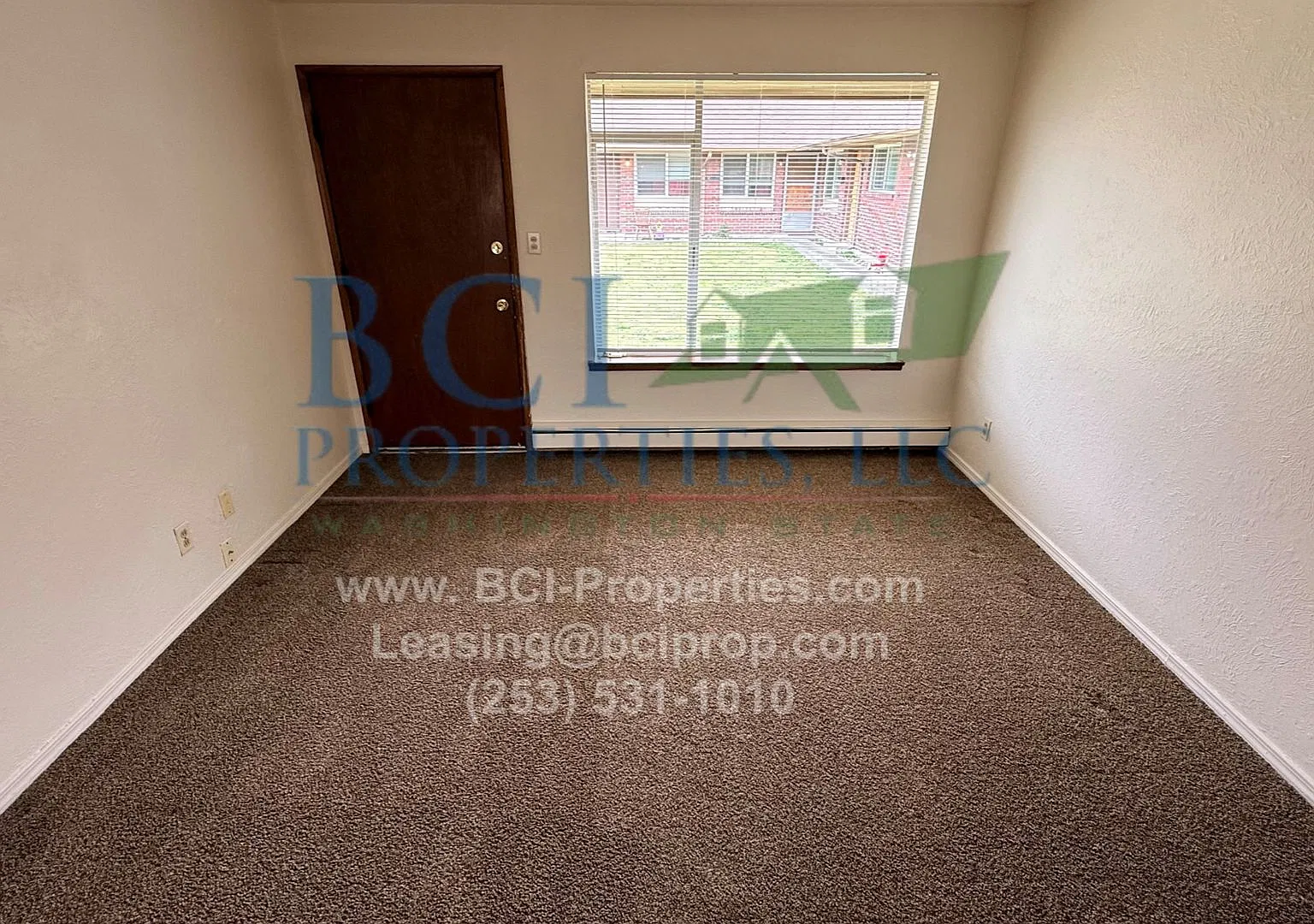 Kenmar Apartments — Photo 1