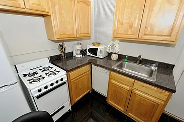 Rented by Eisenberg Exclusives