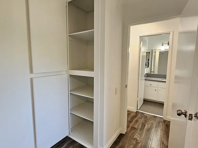 7523 Hollywood Blvd — Photo 21