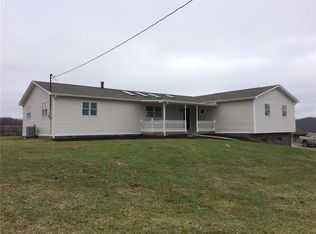 102 Memorial Rd, West Alexander, PA 15376