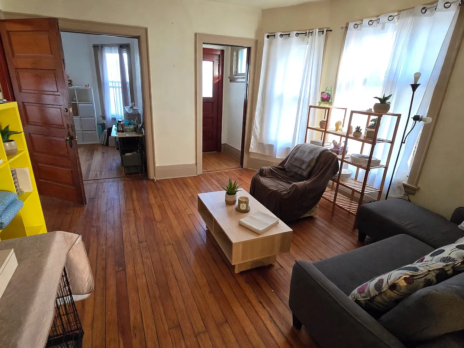 2 bed, 1000 sqft, $1,250 — Photo 4