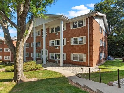 235 Country Club DRIVE #3B, Lake Geneva, WI, 53147