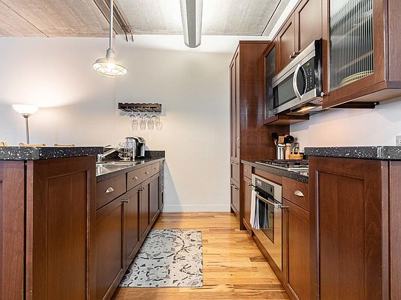 4th image of 10 S Dunton Ave APT 609