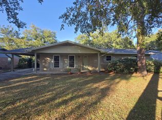 221 Chateaugay St, Fort Walton Beach, FL 32548