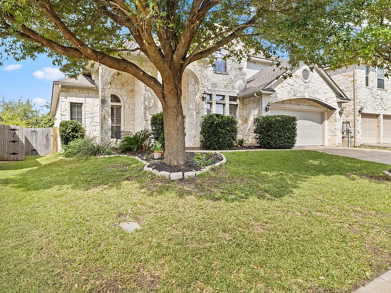 10921 Tornasol Ln — Photo 3