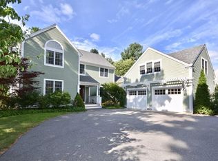 517 Delano Rd, Marion, MA 02738