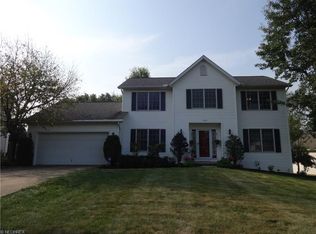 2232 Sandalwood Dr, Twinsburg, OH 44087