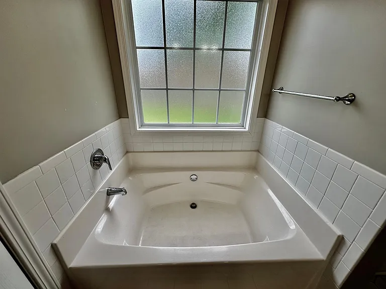 942 Cobbler Dr — Photo 7