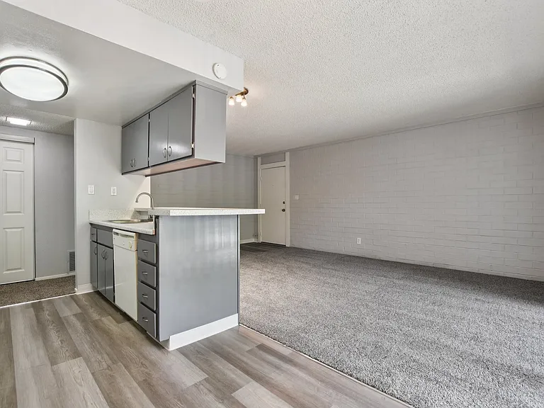 The Meadows Apartments — Photo 9