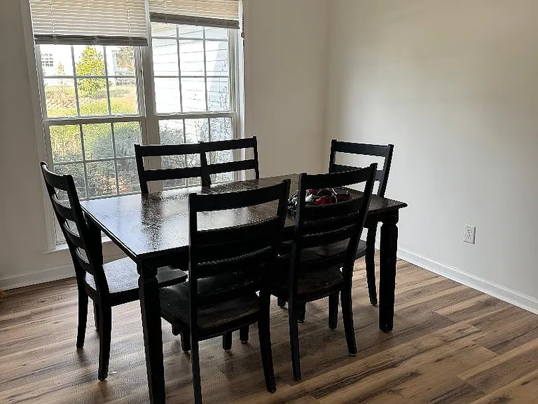1026 Thorncrest Dr — Photo 9