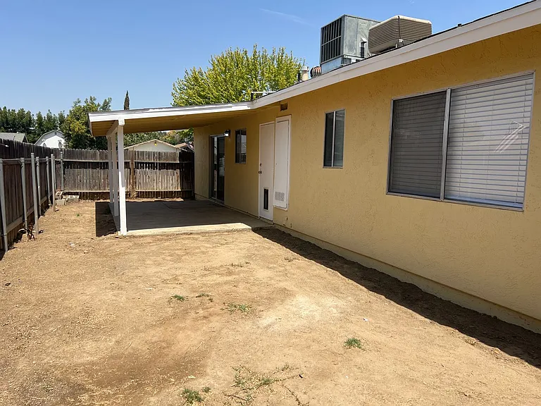 10917 Cave Ave — Photo 23