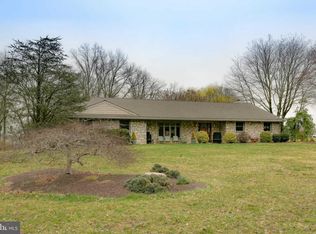 1302 Squire Dr, Ambler, PA 19002