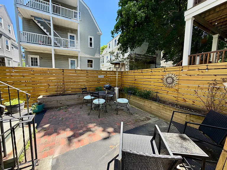 201 College Ave #1 — Photo 13
