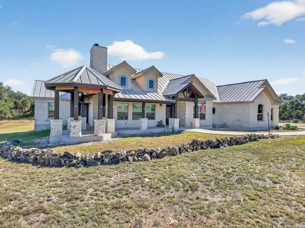 101 Lucky, Bandera, TX 78003
