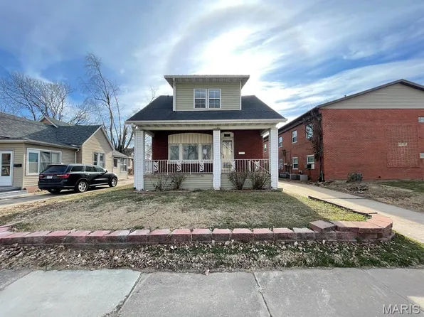 2208 Iowa St, Granite City, IL 62040