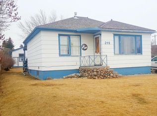 213 1st Ave SW, Cut Bank, MT 59427