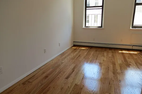 Rented by TheRealEstateCompany.com LLC | media 35