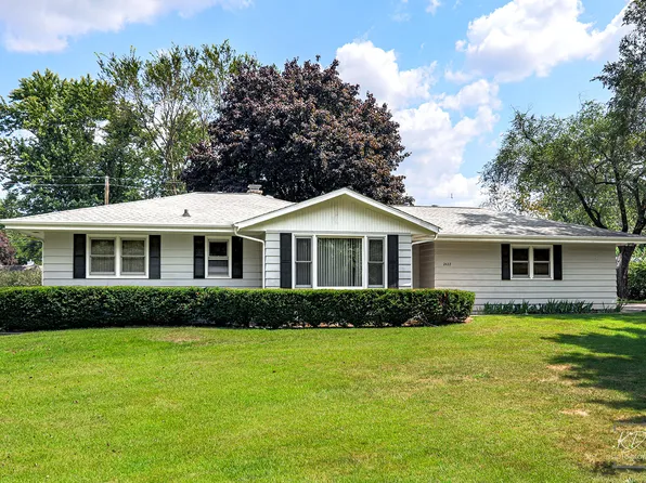 2422 Commonwealth Ave, Joliet, IL 60435