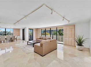 2 Grove Isle Dr #B409, Miami, FL 33133