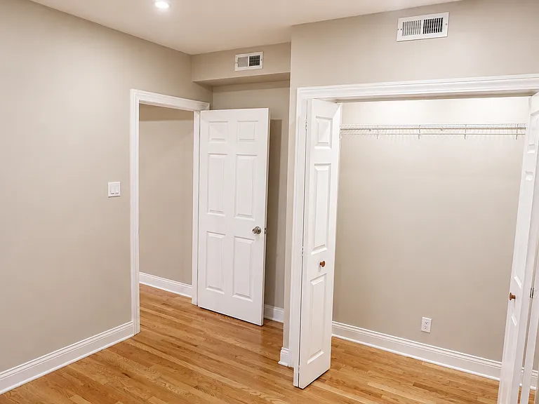 3053 N Leclaire Ave #2S — Photo 13
