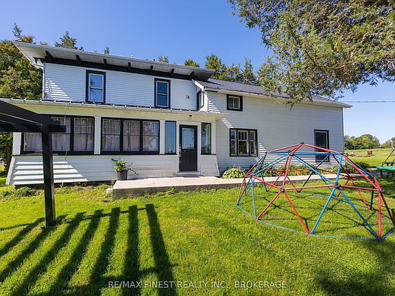 3rd image of 257 McQuay Rd