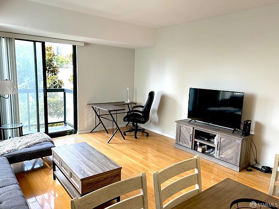2nd image of 1 Daniel Burnham Ct APT 204