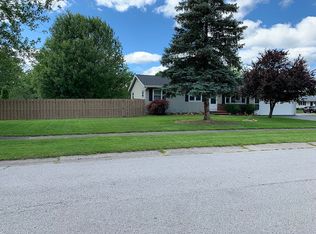 85 Riviera Dr, Rochester, NY 14624